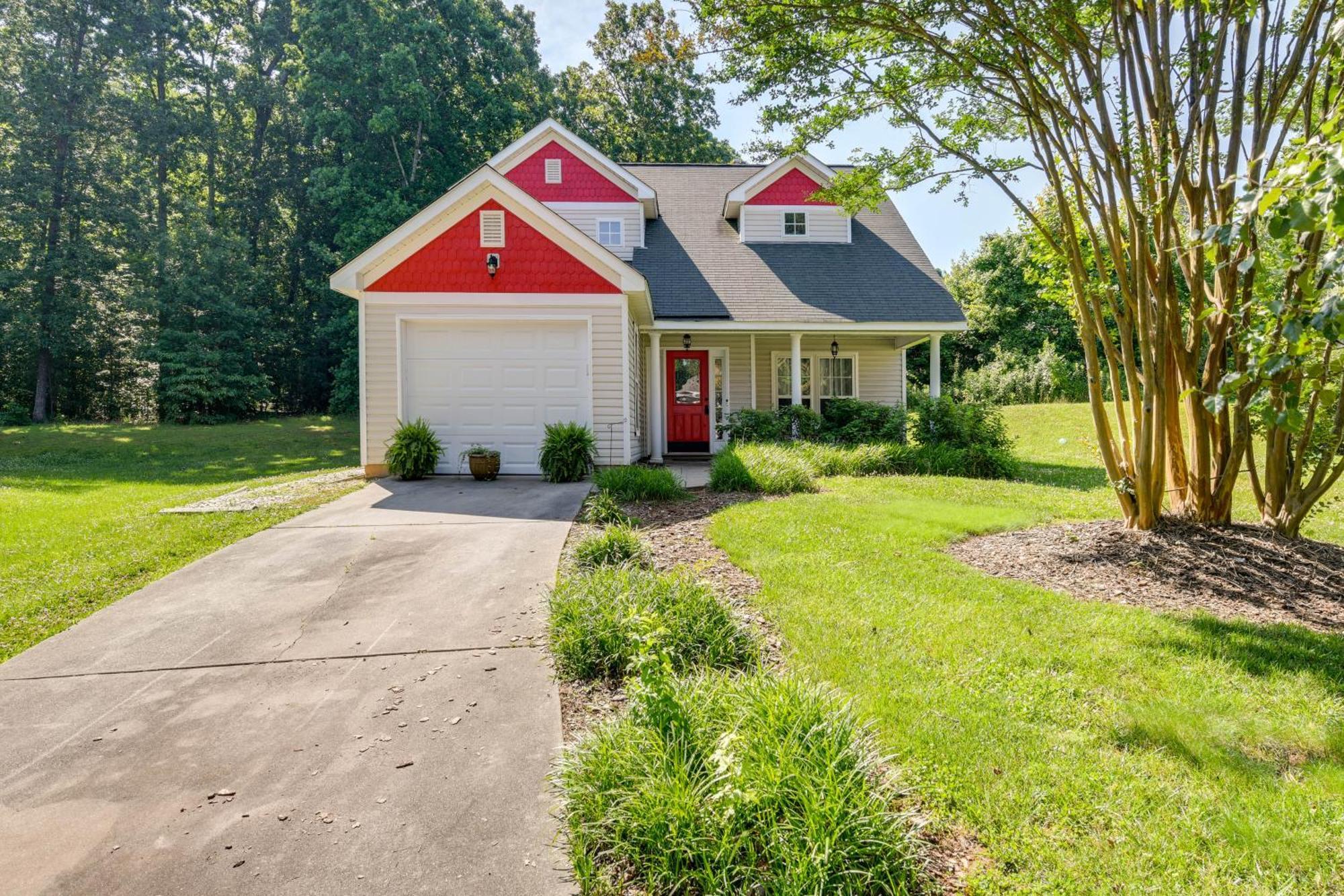 Charlotte Home About 9 Mi To Bank Of America Stadium! Екстериор снимка